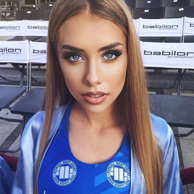 CC2C43B9-FC80-45FD-830F-5B5A6224524A