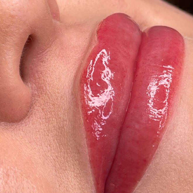 F5CEAB89-3A4A-42D8-A65F-6C03C521BBD2